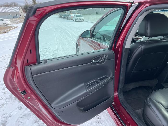 2009 chevrolet impala-lt- with 107700 miles for sale near elk-river, minnesota c62e6a530c284d028f0d7bfe77590a83.jpg