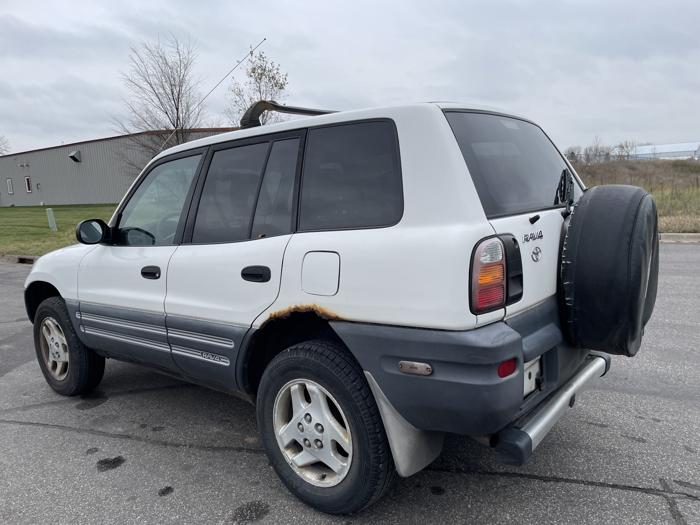 1998 toyota rav4 sel with 185185 miles for sale near elk-river, minnesota c6bed3a89a20439fa47a39816873f162.jpg