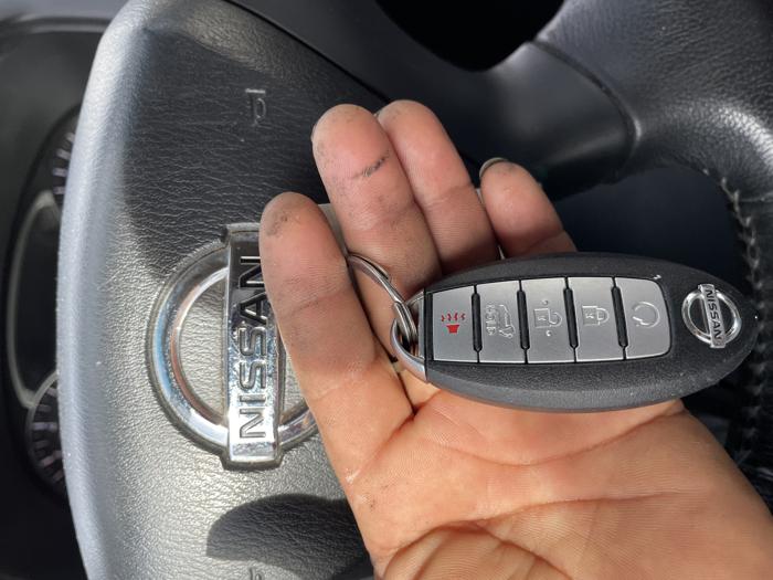 2014 nissan pathfinder-sv- sl with 119472 miles for sale near elk-river, minnesota c755149d4e66429b9f6f437631471143.jpg