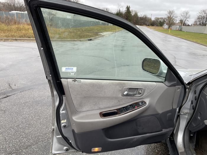 2002 honda accord ex with 156936 miles for sale near elk-river, minnesota c82d00c024d94e92a1218318a3cb406b.jpg