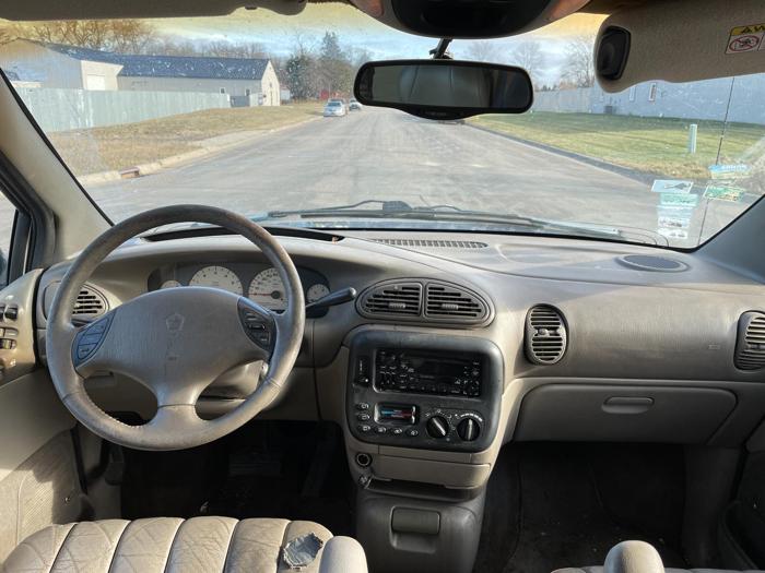 2000 chrysler town-and-country limited with 184467 miles for sale near elk-river, minnesota c90311fd3aaf4ac7921d091ee086859e.jpg