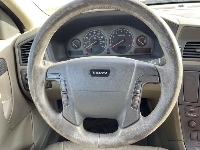 2001 volvo v70 with 186232 miles for sale near elk-river, minnesota c9250a7f029f43269395186b9332e95f.jpg