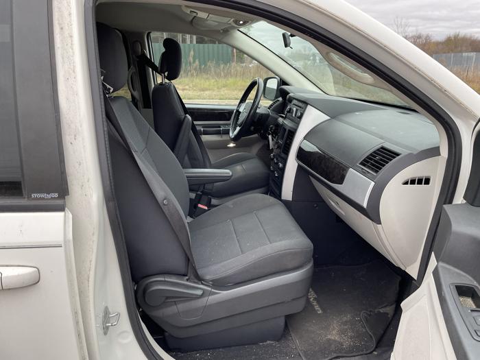 2010 dodge grand-caravan sxt with 188284 miles for sale near elk-river, minnesota c95dc1003dfc454a8eddab5bdfd21381.jpg