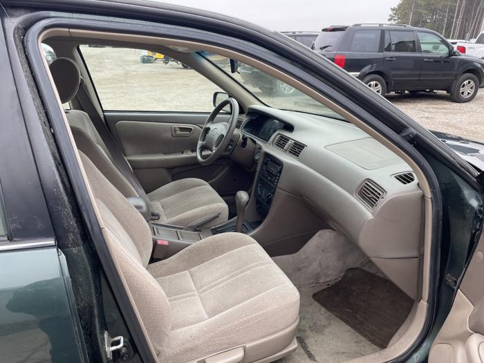 2001 toyota camry sel with 169411 miles for sale near elk-river, minnesota c9db41f1e4f8489f952937a5ad4157cf.jpg