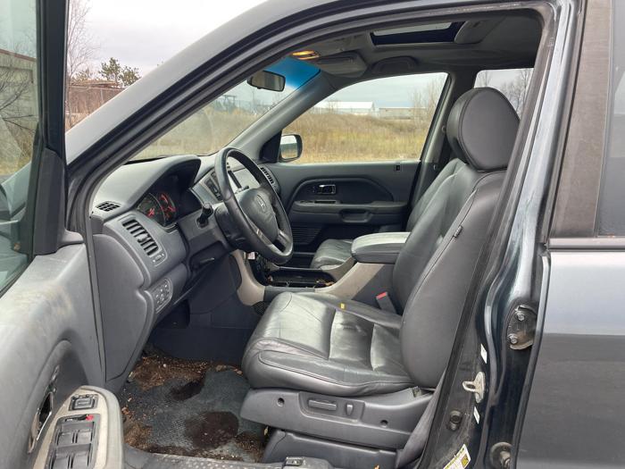2006 honda pilot ex-l(-with-navi) with 270184 miles for sale near elk-river, minnesota cb6363e2c74948eb9015c1ab78b1ccb2.jpg