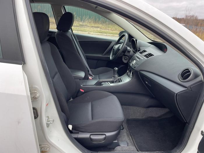 2010 mazda mazda3 sel with 96525 miles for sale near elk-river, minnesota cd40d842b9c64a18983f284b4866e1c5.jpg
