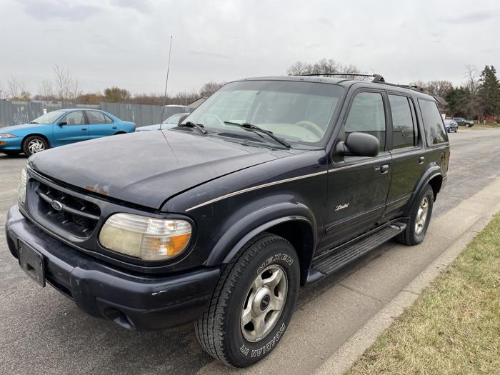 1999 ford explorer xls with 347393 miles for sale near elk-river, minnesota cea241c274fb4dc4a6417b947104b895.jpg