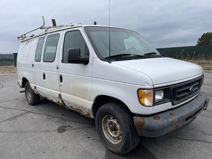 2003 ford e-150 base with 209692 miles for sale near elk-river, minnesota d03d8fef290b4653b8d63c52d721c152.jpg