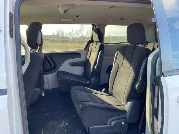 2013 dodge grand-caravan sxt with 270234 miles for sale near elk-river, minnesota d0e867b72dd445f1a7bf7a9c18a629ec.jpg