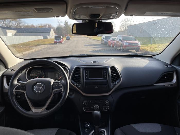 2014 jeep cherokee latitude with 110418 miles for sale near elk-river, minnesota d103c8c29ab140b28e41971a16f72d32.jpg