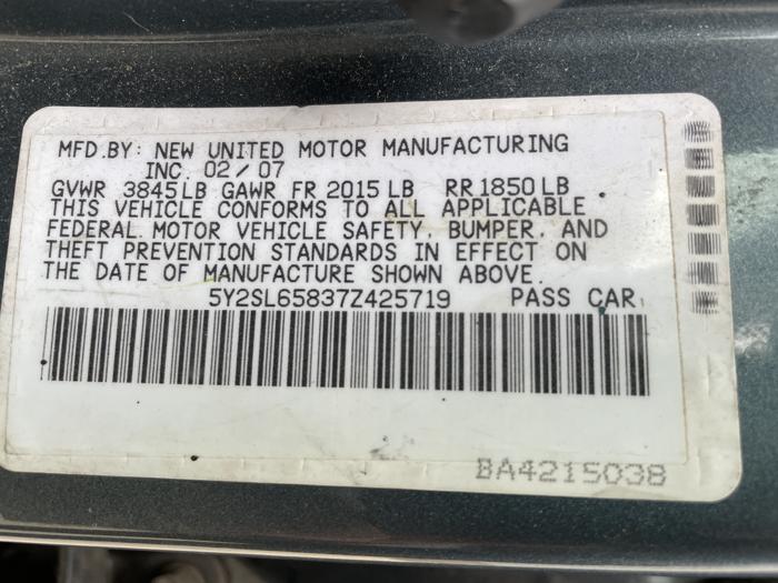 2007 pontiac vibe base with 299999 miles for sale near elk-river, minnesota d18a5900ea7f4961948ef0bb7dcb80dd.jpg