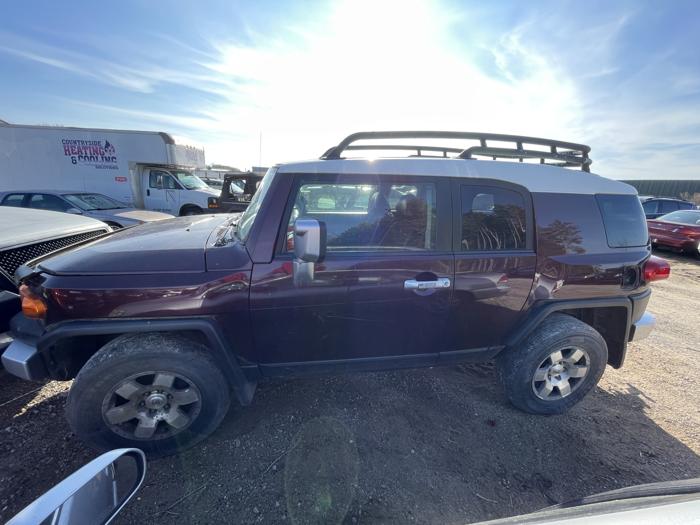 2007 toyota fj-cruiser sel with 303661 miles for sale near elk-river, minnesota d23b9ea636b6468a988222bf92006c18.jpg