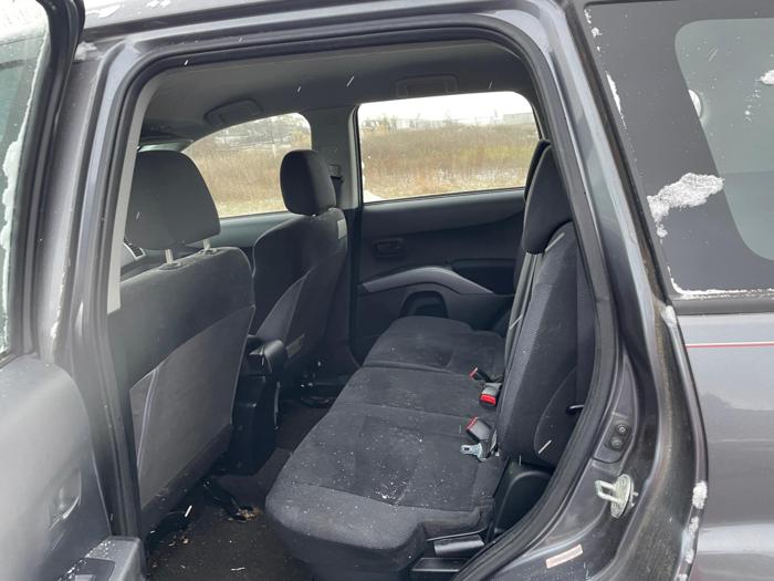 2007 mitsubishi outlander sel with 174016 miles for sale near elk-river, minnesota d37145f1def349878a9ad3762d416858.jpg
