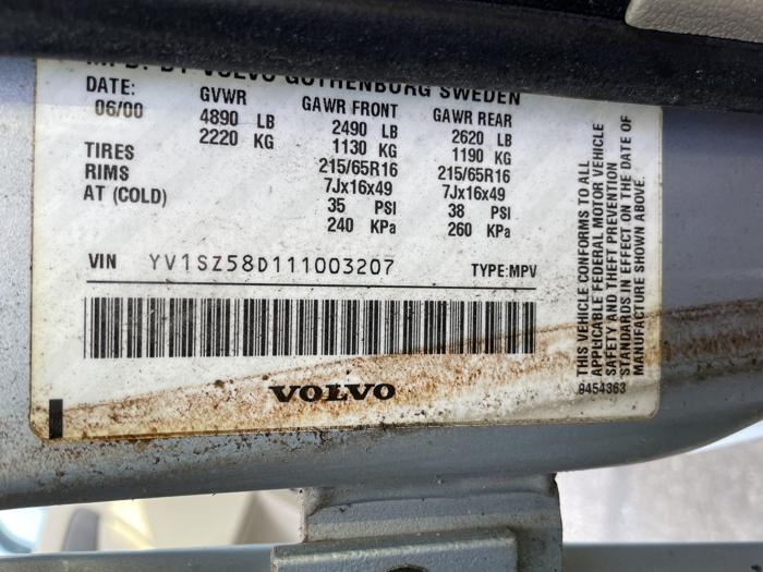 2001 volvo v70 with 186232 miles for sale near elk-river, minnesota d4c76dc55b6b464e96b73873c87998dc.jpg
