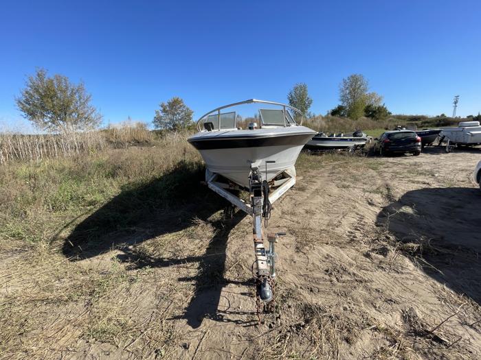 1986 century- lx-2000 for sale near elk-river, minnesota d53bbf9b993f466ab4f8b85ee8c1e170.jpg