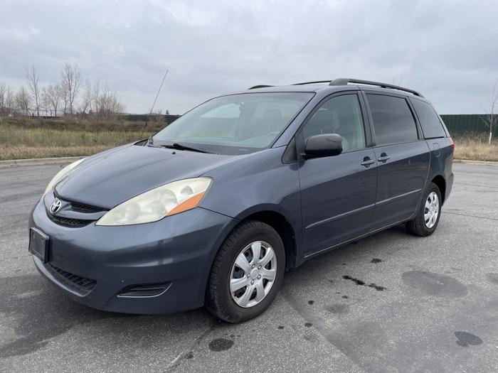 2006 toyota sienna le with 201395 miles for sale near elk-river, minnesota d546fd2865d34800a42aeb691b652e8f.jpg