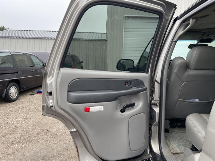 2003 gmc yukon sel with 165146 miles for sale near elk-river, minnesota d5825ea0ffb84d12982f9aa64ae360be.jpg
