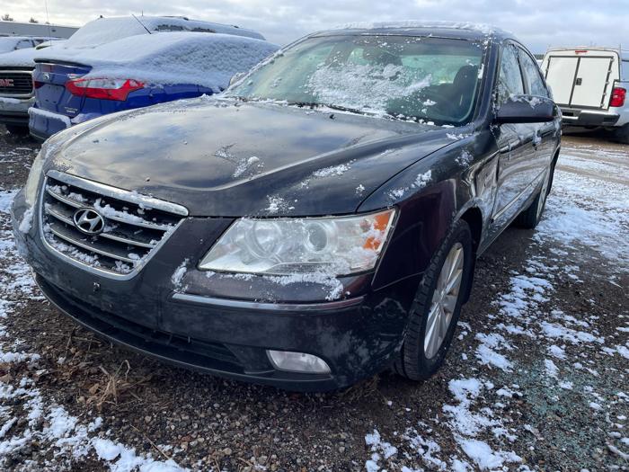 2009 hyundai sonata limited with 214074 miles for sale near elk-river, minnesota d5d429cd38a6404788c272fbe19458bc.jpg