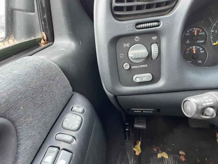 2000 chevrolet blazer ls with 254734 miles for sale near elk-river, minnesota d5f1823044ca4f0d99d39a2096a4f42a.jpg