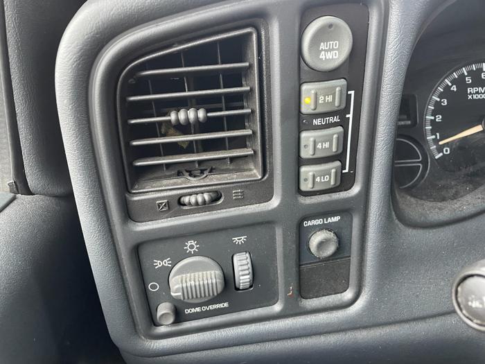 2002 chevrolet silverado-1500 sel with 229269 miles for sale near elk-river, minnesota d74e1f376ea64cc28a82450612426a45.jpg
