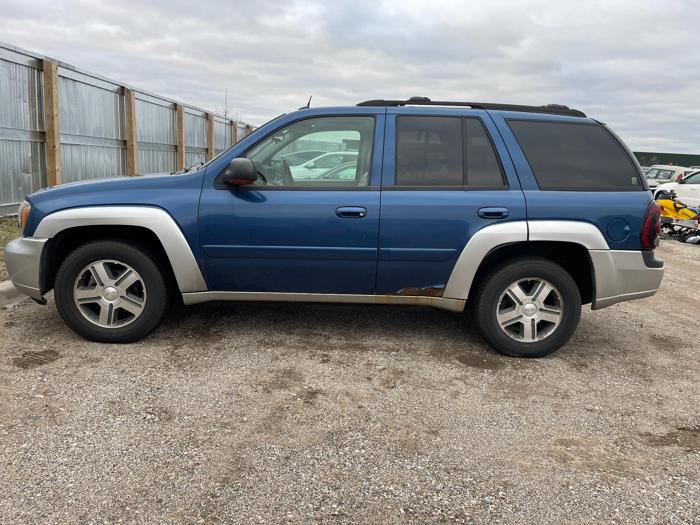 2005 chevrolet trailblazer ls with 149856 miles for sale near elk-river, minnesota d920a3830f3748e394bf85700435d52a.jpg