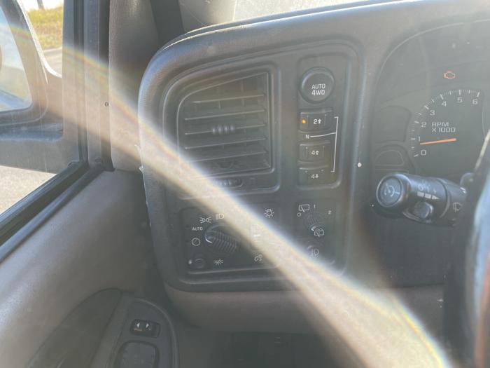 2003 gmc yukon-xl 1500 with 309803 miles for sale near elk-river, minnesota d93faa922e0941ceaa36517a375db9d2.jpg
