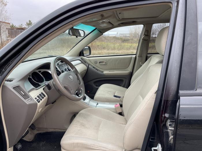 2006 toyota highlander std with 192550 miles for sale near elk-river, minnesota d9a1221a47d441f4ae5e617bd699c791.jpg