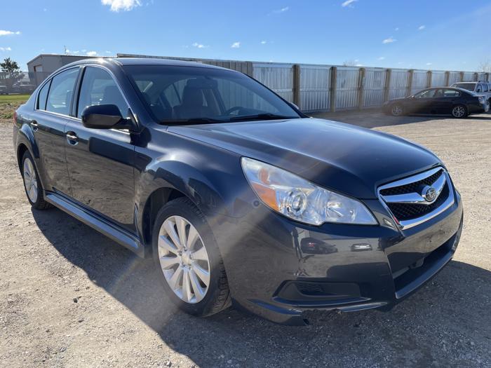 2011 subaru legacy 2.5i-limited with 145624 miles for sale near elk-river, minnesota d9ff5ab3cd454f02a936d2ff8204e17b.jpg