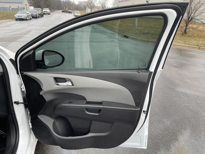 2012 chevrolet sonic lt with 127368 miles for sale near elk-river, minnesota dacf94e118d0489c9ac111148a7b44d9.jpg