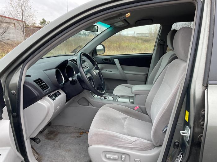 2009 toyota highlander base with 156168 miles for sale near elk-river, minnesota ddd9625138f94d6692b23f6545677f7a.jpg