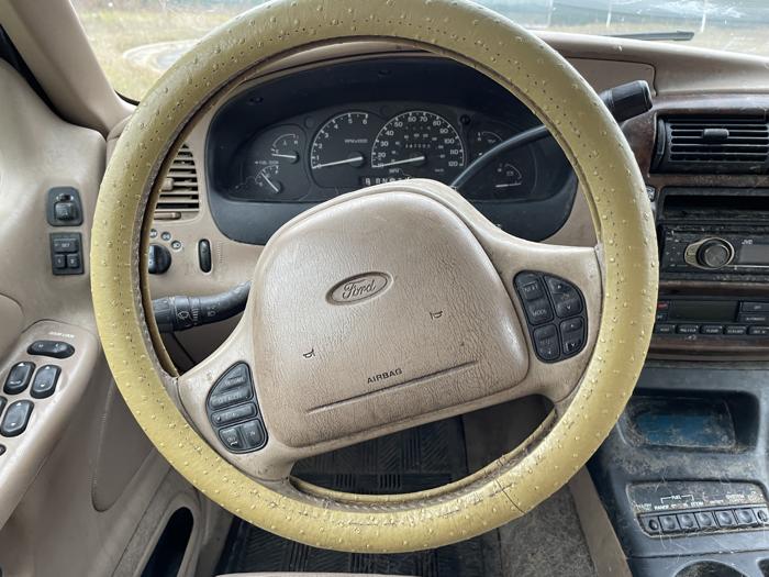1999 ford explorer xls with 347393 miles for sale near elk-river, minnesota ddea49343e024728a97fb78408b2fedb.jpg