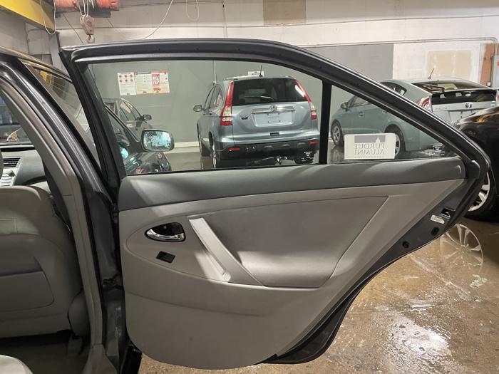 2008 toyota camry le with 203003 miles for sale near elk-river, minnesota de4bc884fea149a9b1106f8190201a3a.jpg