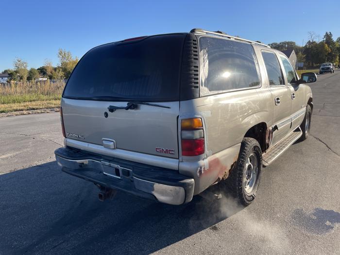 2003 gmc yukon-xl 1500 with 309803 miles for sale near elk-river, minnesota df9b566e1afb4d01a1808f83f2019264.jpg