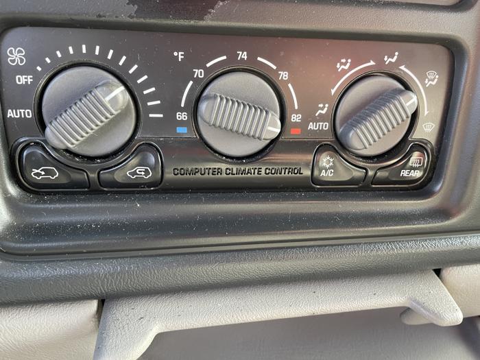 2001 chevrolet tahoe with 265949 miles for sale near elk-river, minnesota e04cc98f419e4130bfd8e1294cea9ee2.jpg