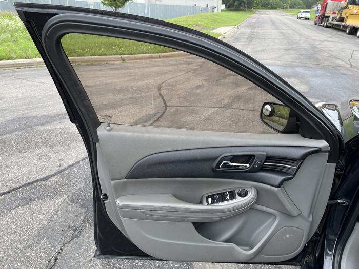 2015 chevrolet malibu ls with 171206 miles for sale near elk-river, minnesota e1110cbb2f5e44c49de0e71183aa78c2.jpg