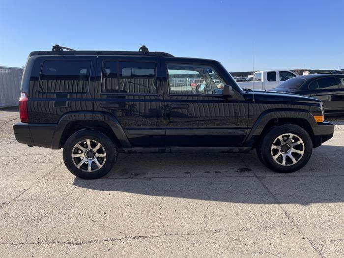 2006 jeep commander sel with 151609 miles for sale near elk-river, minnesota e12b7a8632ca438ea5eb26ad09c3f23a.jpg