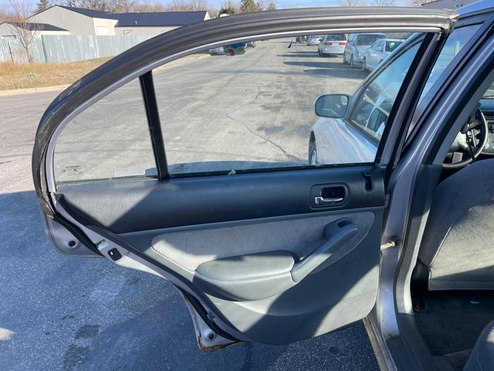 2002 honda civic ex with 171735 miles for sale near elk-river, minnesota e20e74abb60b4a7e81200c235185f0e4.jpg