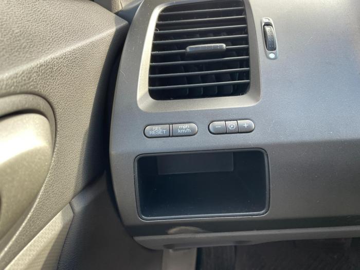 2006 honda civic lx with 187141 miles for sale near elk-river, minnesota e397e650198143f6bd00399b81aea03a.jpg
