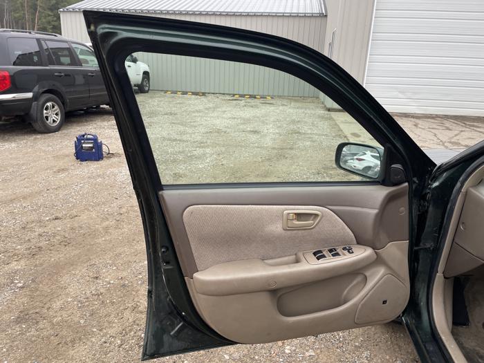 2001 toyota camry sel with 169411 miles for sale near elk-river, minnesota e44d7a9e3bd24661bd627060925d0f88.jpg