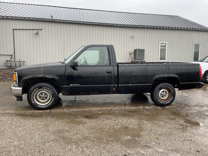 1997 chevrolet gmt-400 with 218322 miles for sale near elk-river, minnesota e559c9b592ac47b7a7929e598cc9b86c.jpg