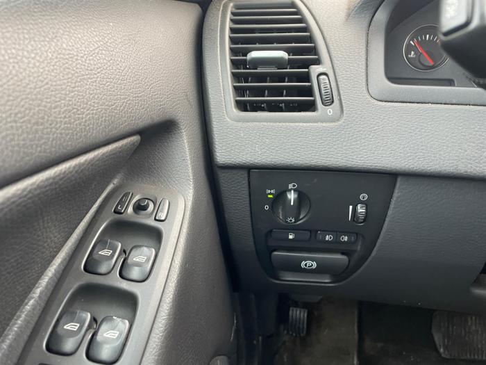 2005 volvo xc90 sel with 127627 miles for sale near elk-river, minnesota e782dda60bf440fd848c0315d898f0af.jpg