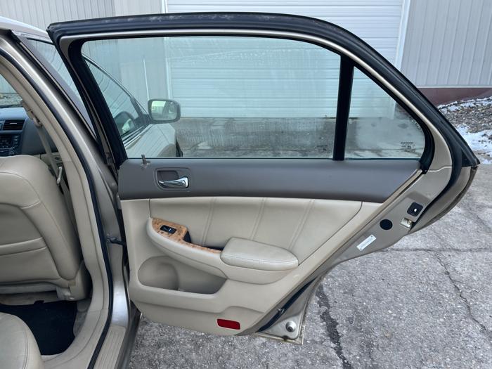 2004 honda accord ex-v6 with 250349 miles for sale near elk-river, minnesota e86cdf830430411b87b2169936fdaae3.jpg