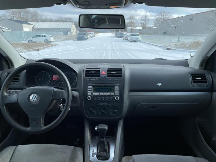 2008 volkswagen rabbit with 191973 miles for sale near elk-river, minnesota e9b5f1a046004ae7940a7a2842def190.jpg