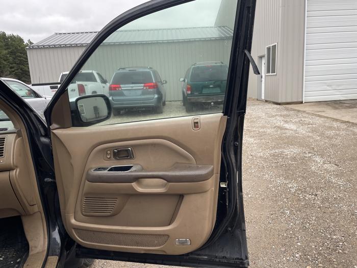 2004 honda pilot ex-l with 225186 miles for sale near elk-river, minnesota ece51aaaa41f4faf8ecf67a3674c0913.jpg