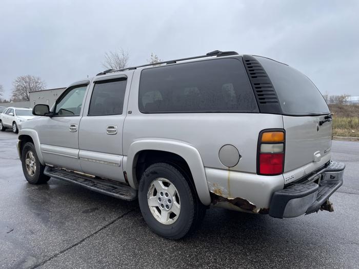 2004 chevrolet suburban with 289418 miles for sale near elk-river, minnesota ed542cbbbd104c968060c2162c2ad177.jpg