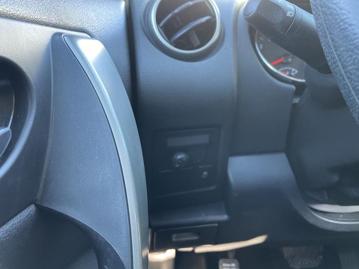 2011 nissan rogue sel with 229716 miles for sale near elk-river, minnesota ee4fe93fd0554efb8daaefe62123c379.jpg