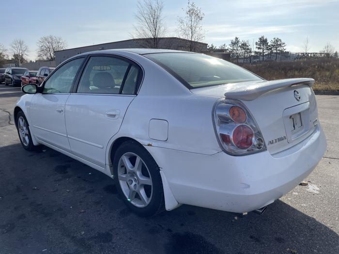 2004 nissan altima with 136326 miles for sale near elk-river, minnesota eed07de3fbf5413db6c6642f1f6b894e.jpg