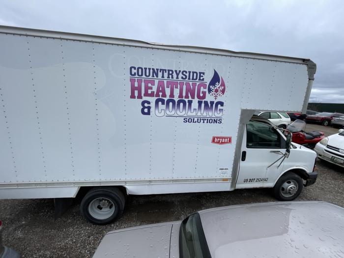 2004 chevrolet express sel with 162588 miles for sale near elk-river, minnesota ef8e1cfe93f44339b695f4f6d7afd075.jpg