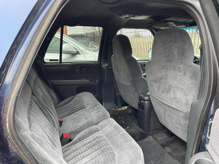 2000 chevrolet blazer ls with 254734 miles for sale near elk-river, minnesota efad78336a9b473f9bf7c8b2879362ac.jpg
