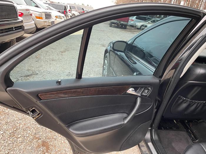 2006 mercedes-benz c-280 luxury with 135333 miles for sale near elk-river, minnesota f051962137c84455a956a9d908e56bd8.jpg